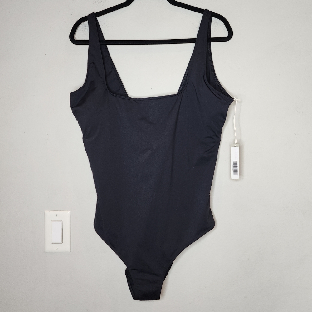 NWT Everlane Renew Black One Piece Swimsuit Size XXL‎
